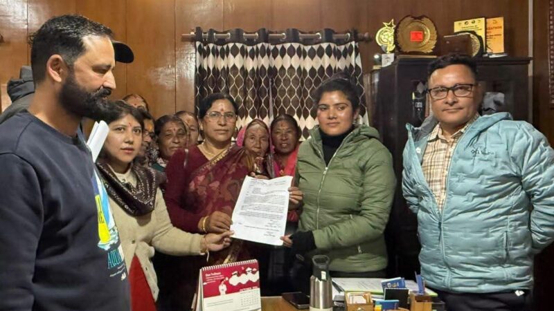 ज्योतिर्मठ में भालू के आतंक से दहशत, जनहानि पर फूटा लोगों का गुस्सा