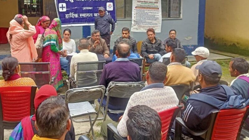पौष्टिक चारे से बढ़ेगा दुग्ध उत्पादन, 60 पशुपालकों को बांटे बीज