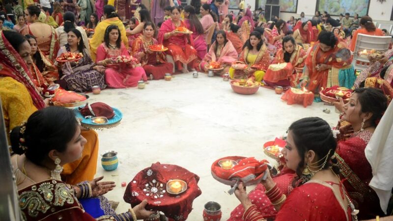 करवा चौथ पर उत्तराखण्ड की महिला कर्मचारियों को छुट्टी