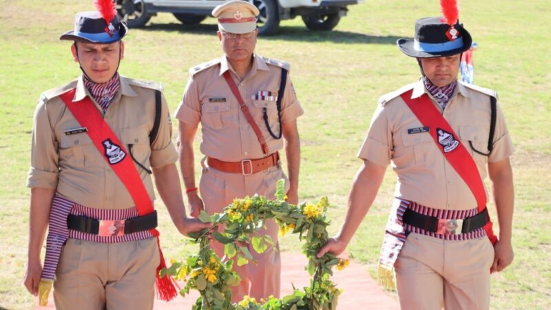 कर्तव्य की वेदी पर प्राण न्योछावर करने वाले शहीदों को नमन