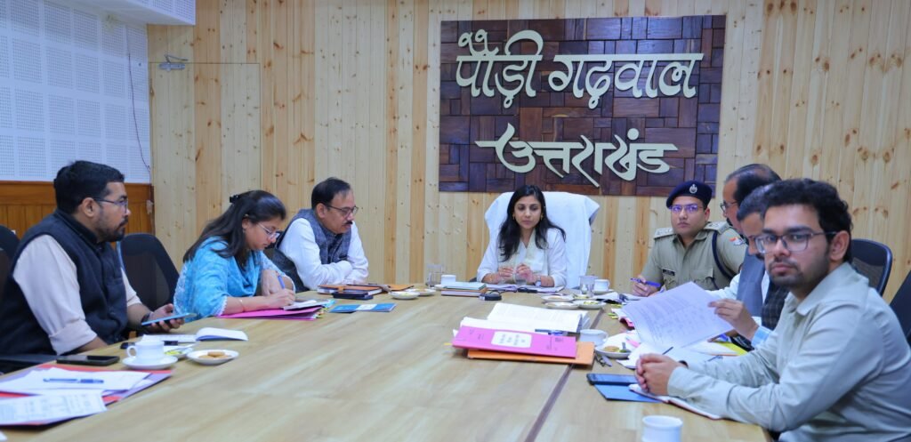 चुनावी तैयारियों को लेकर प्रशासन अलर्ट, संवेदनशील बूथों पर रहेगी पैनी नजर