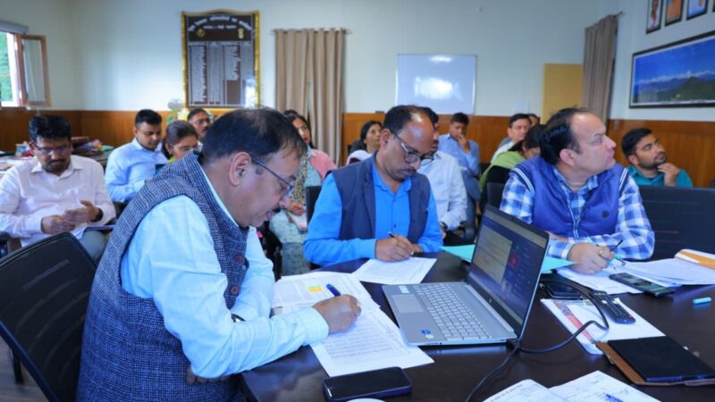 जिला योजना में धीमी प्रगति पर सीडीओ ने जताई नाराजगी, निर्धारित लक्ष्य के अनुरूप प्रगति लाने के निर्देश