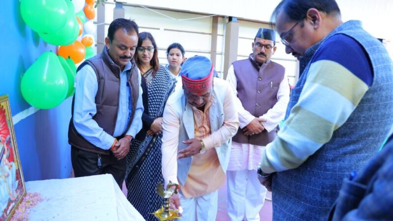 पौड़ी में बैडमिंटन का महाकुंभ शुरू, 11 जिलों के खिलाड़ी दिखाएंगे दम