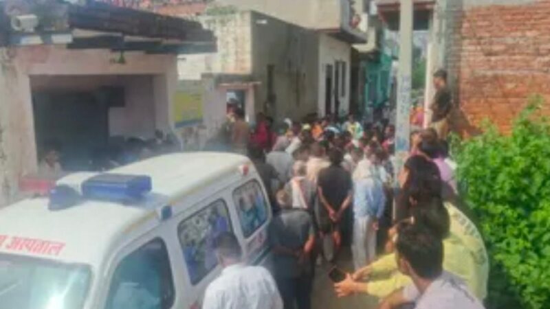 दर्दनाक और सनसनीखेज मामला : पति-पत्नी और तीन बच्चों की संदिग्ध मौत, रात में खाए थे नूडल्स