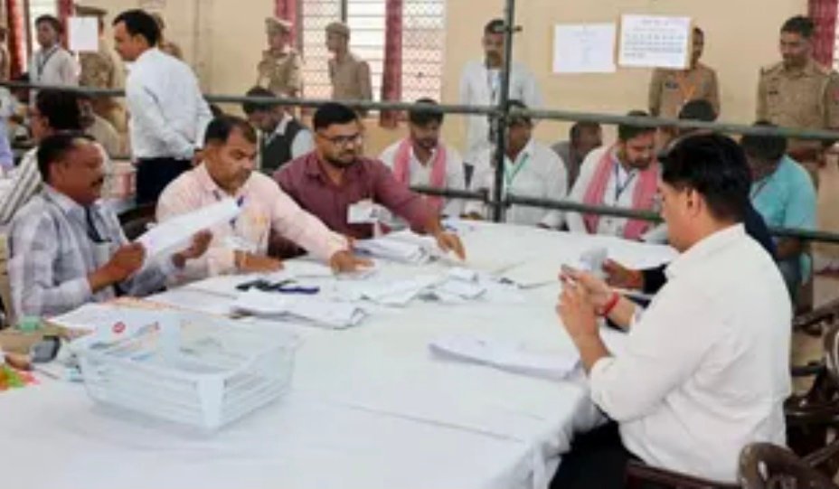 चार राज्यों की 28 एमएलसी सीटों के नतीजे घोषित, यूपी में भाजपा-सपा के बीच कांटे की टक्कर; महाराष्ट्र में कांग्रेस की जीत