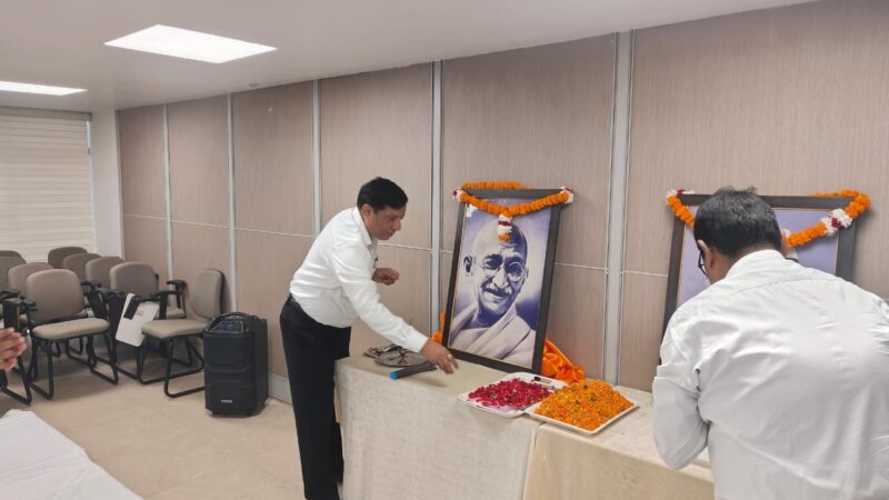गांधी के विचार आज भी समाज को दे रहे सकारात्मक दिशा – IAS बंशीधर तिवारी