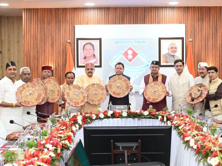 भारत-नेपाल अंतरराष्ट्रीय सीमा से सटे बनबसा में धामी कैबिनेट की बैठक, शासन को सीमांत क्षेत्रों तक ले जाने की नई पहल