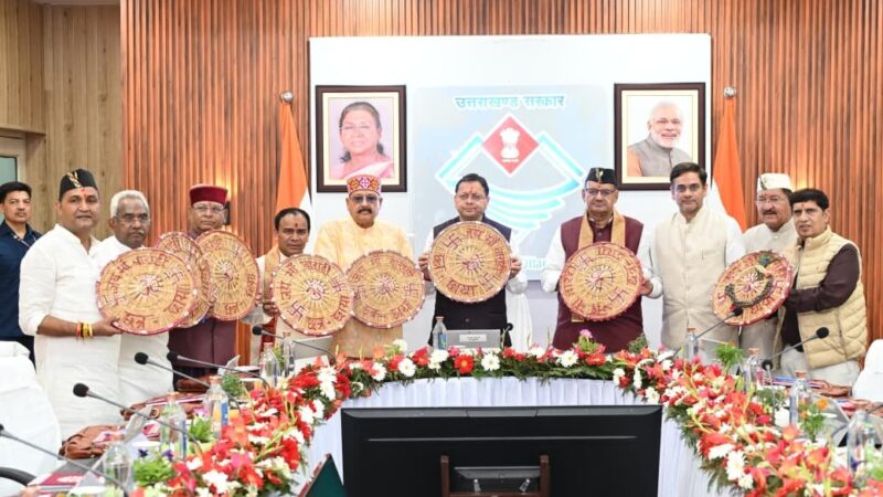भारत-नेपाल अंतरराष्ट्रीय सीमा से सटे बनबसा में धामी कैबिनेट की बैठक, शासन को सीमांत क्षेत्रों तक ले जाने की नई पहल