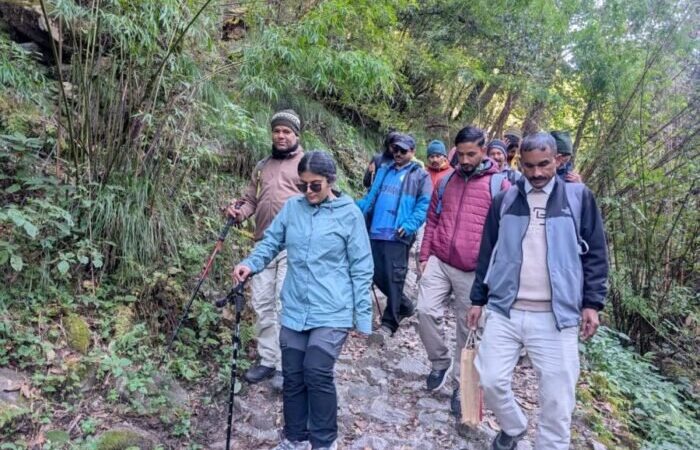 उत्तराखंड के साहसिक पर्यटन को नई दिशा : डीएम अपूर्वा पाण्डे के नेतृत्व में हुआ पिंडारी ग्लेशियर ट्रेक का स्थलीय निरीक्षण, 52 किलोमीटर के दुर्गम रास्ते को सुरक्षित बनाने की कवायद तेज